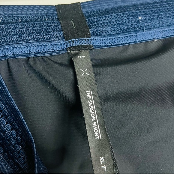 Ten Thousand Navy Lined Session Shorts XL 7in - Picture 7 of 8